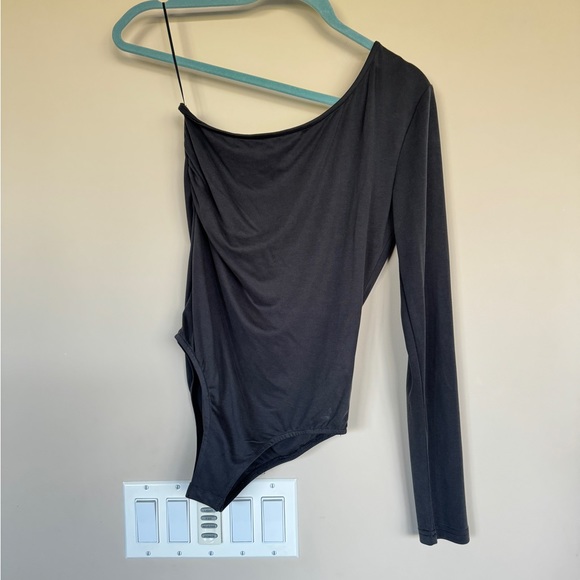 Stitch and Knot Christiane Cupro Single Sleeve Dark Grey Bodysuit - Picture 3 of 9